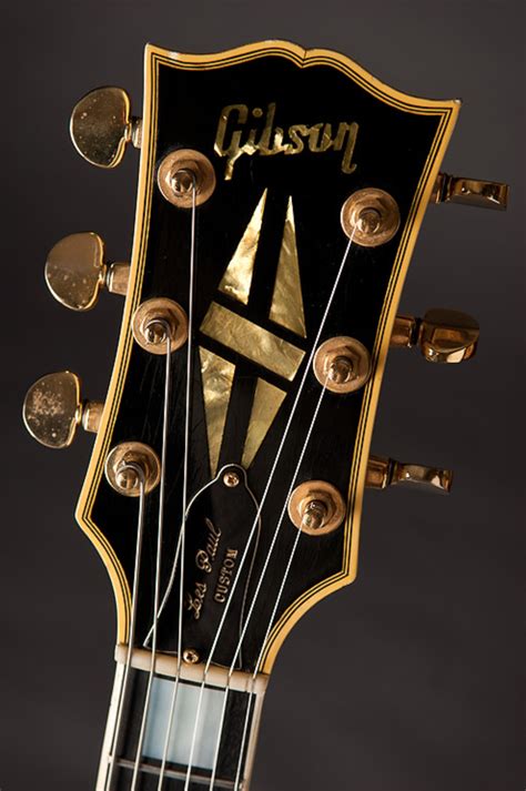 Gibson Guitar Headstock