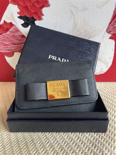 Prada Wallet Authentication Service