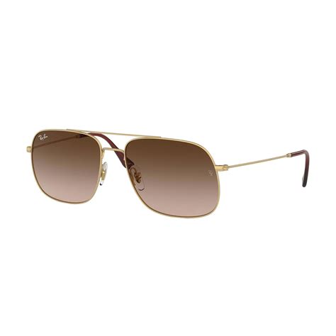 Common Features of Ray-Ban Aviators