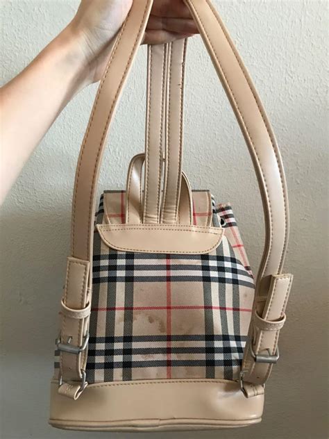 What Features To Look For In A Fake Burberry Backpack?