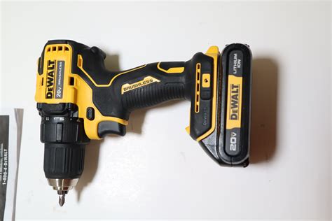 DeWalt DCD708 Fake