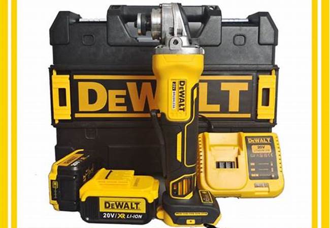 DeWalt DCG405 battery