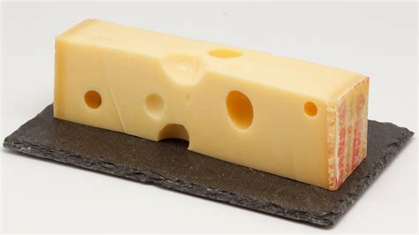 Recognizing Fake Emmental Cheese In Stores