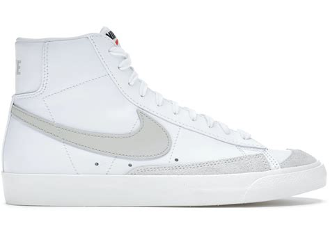 Nike Blazer Logo