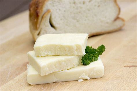 Types of Havarti Cheese