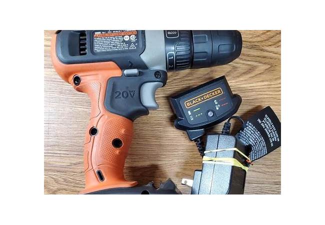 Black & Decker BCD702