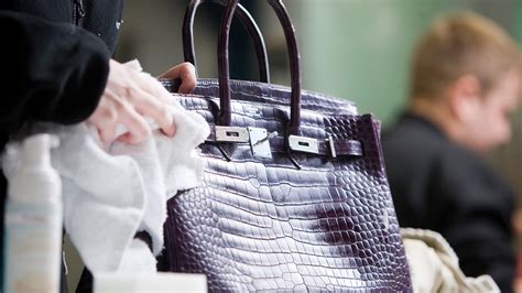 Luxury Handbag Cleaning